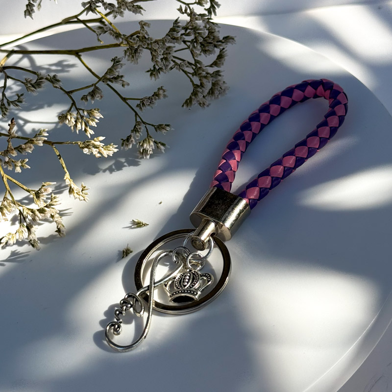 מחזיק מפתחות אינסוף אהבה וכתר