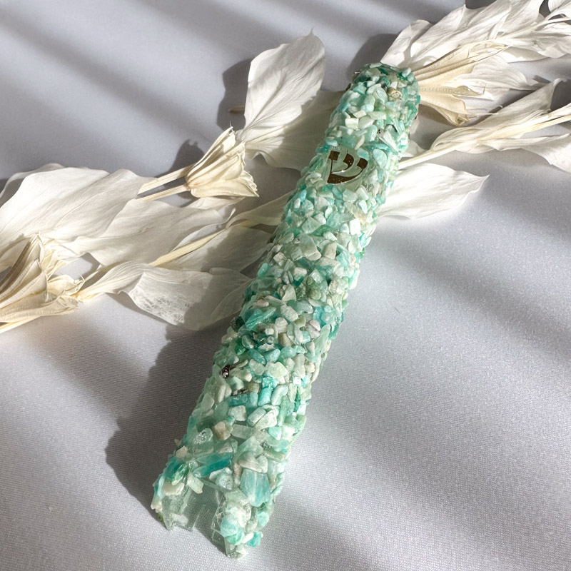 מזוזת קריסטלים- אמזונייט מזוזת קריסטלים- אמזונייט