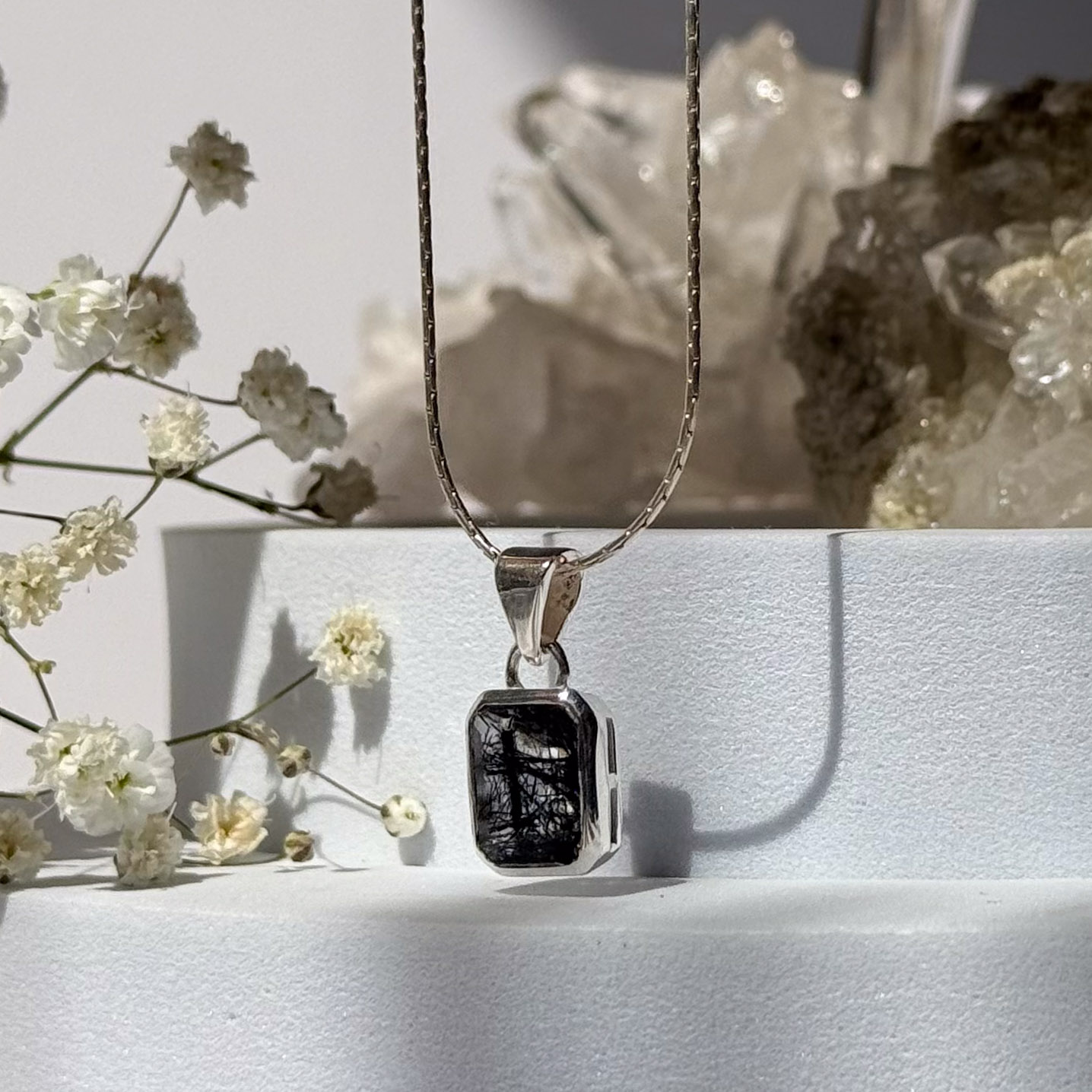 תליון טורמלין שחור בקוורץ- Alexandra