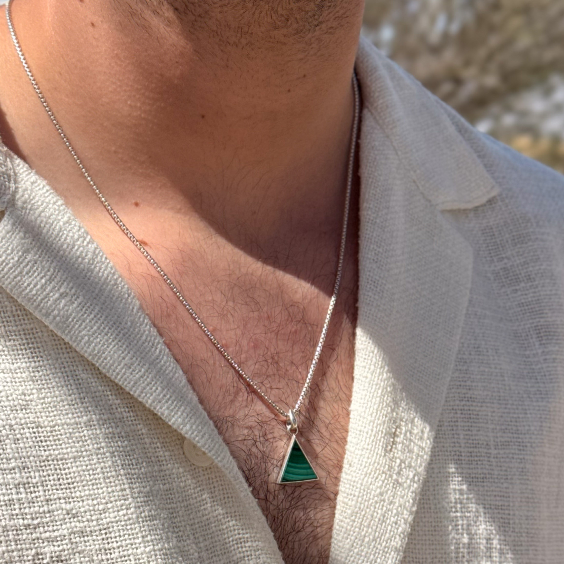 תליון מלכיט משולש - פסגות