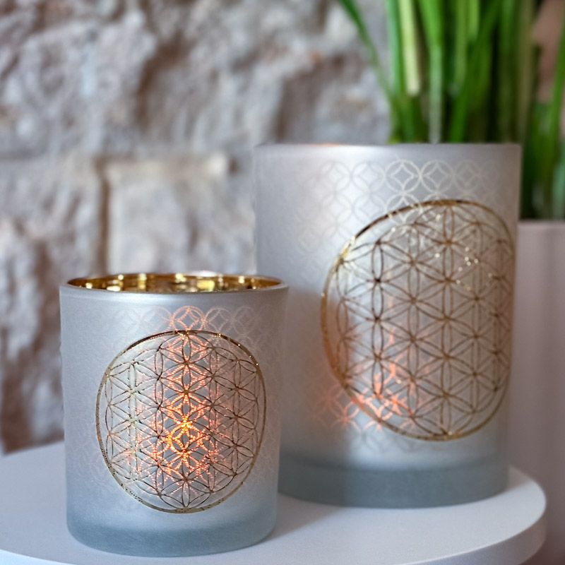 פמוט מעוצב- פרח החיים