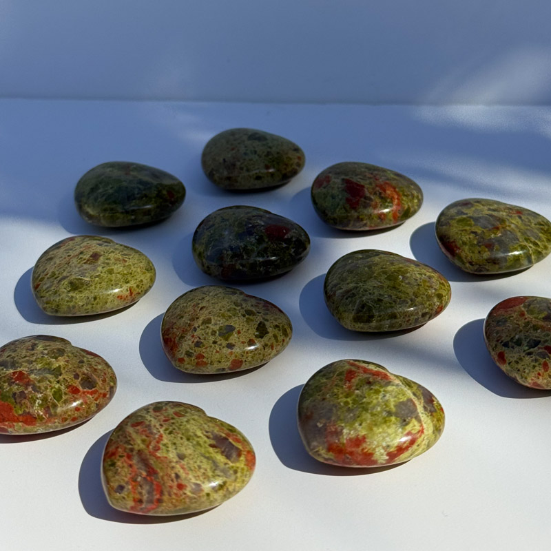 לב מאבן יוניקייט