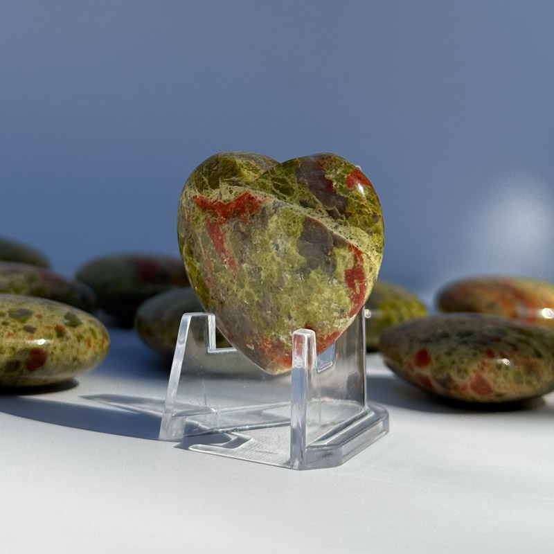 לב מאבן יוניקייט