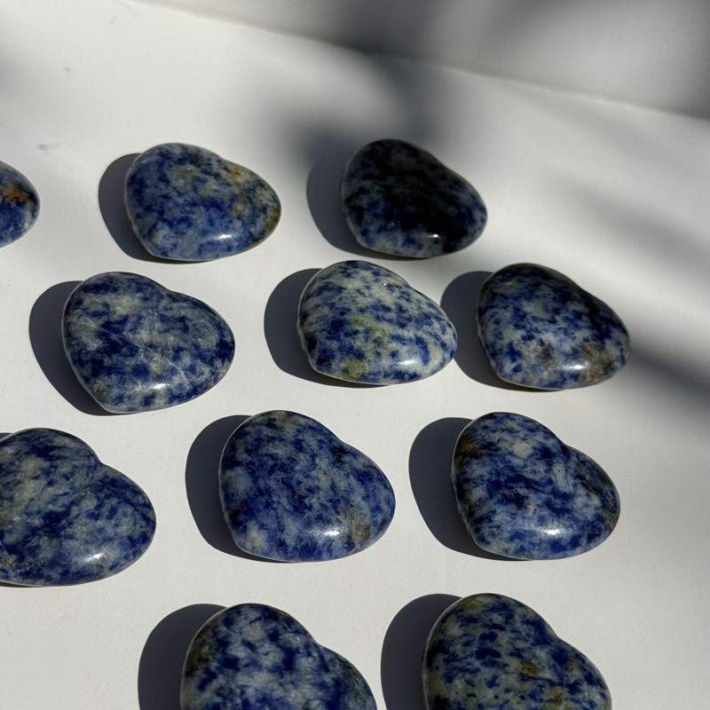 לב מאבן סודלייט