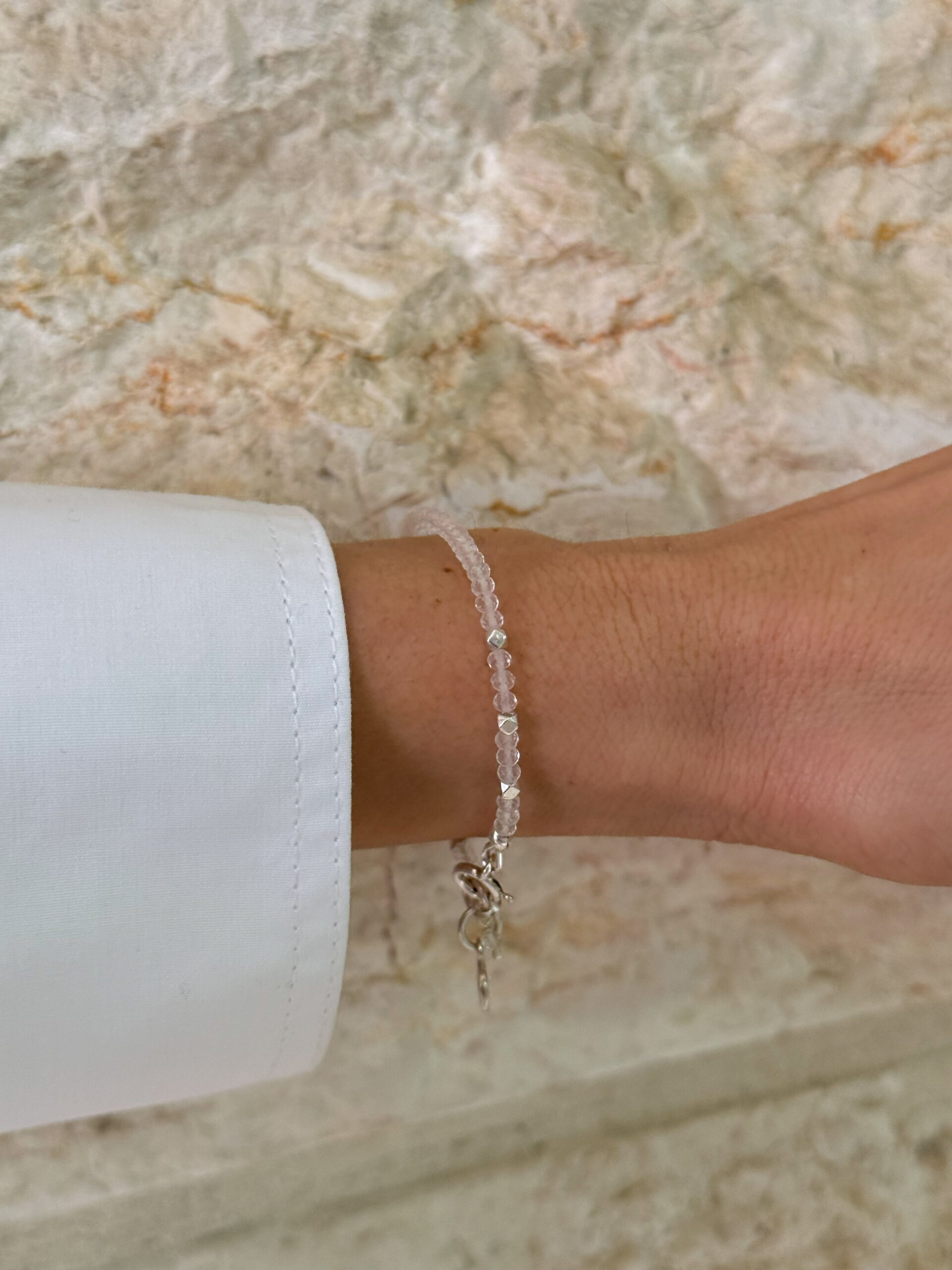 צמיד רוז קוורץ שאה ולהתחבר צמיד רוז קוורץ שאה ולהתחבר