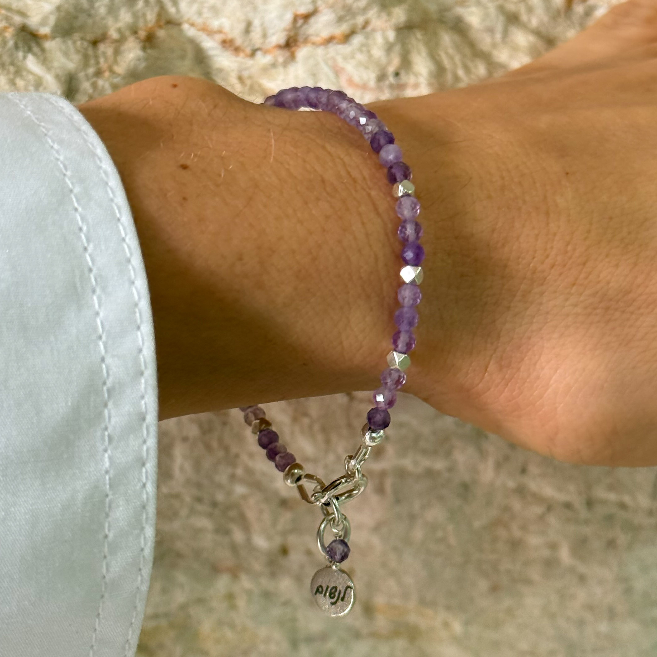 צמיד אמטיסט מהש ולנשום צמיד אמטיסט מהש ולנשום