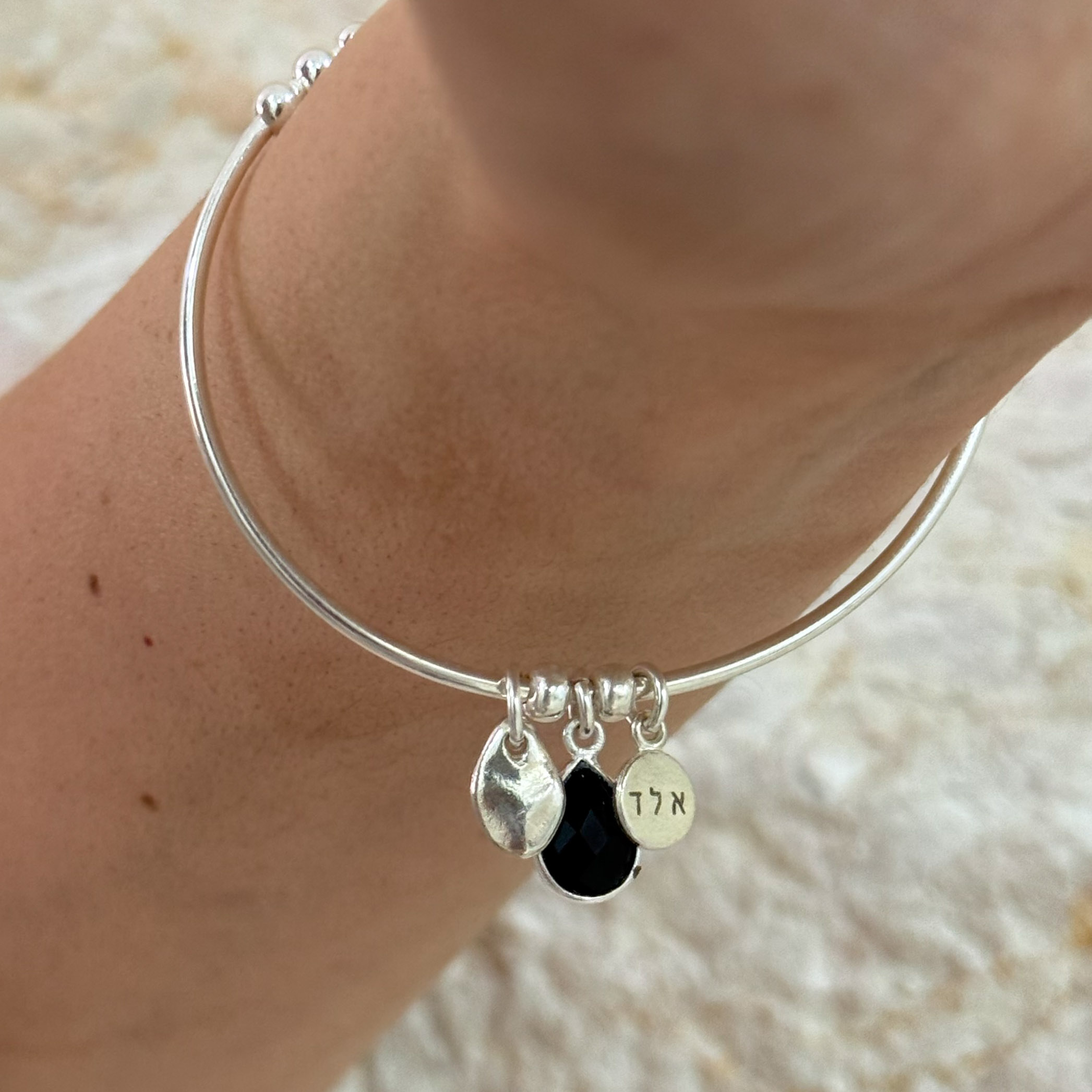 צמיד אוניקס גאיה אלד – 72 השמות צמיד אוניקס גאיה אלד – 72 השמות