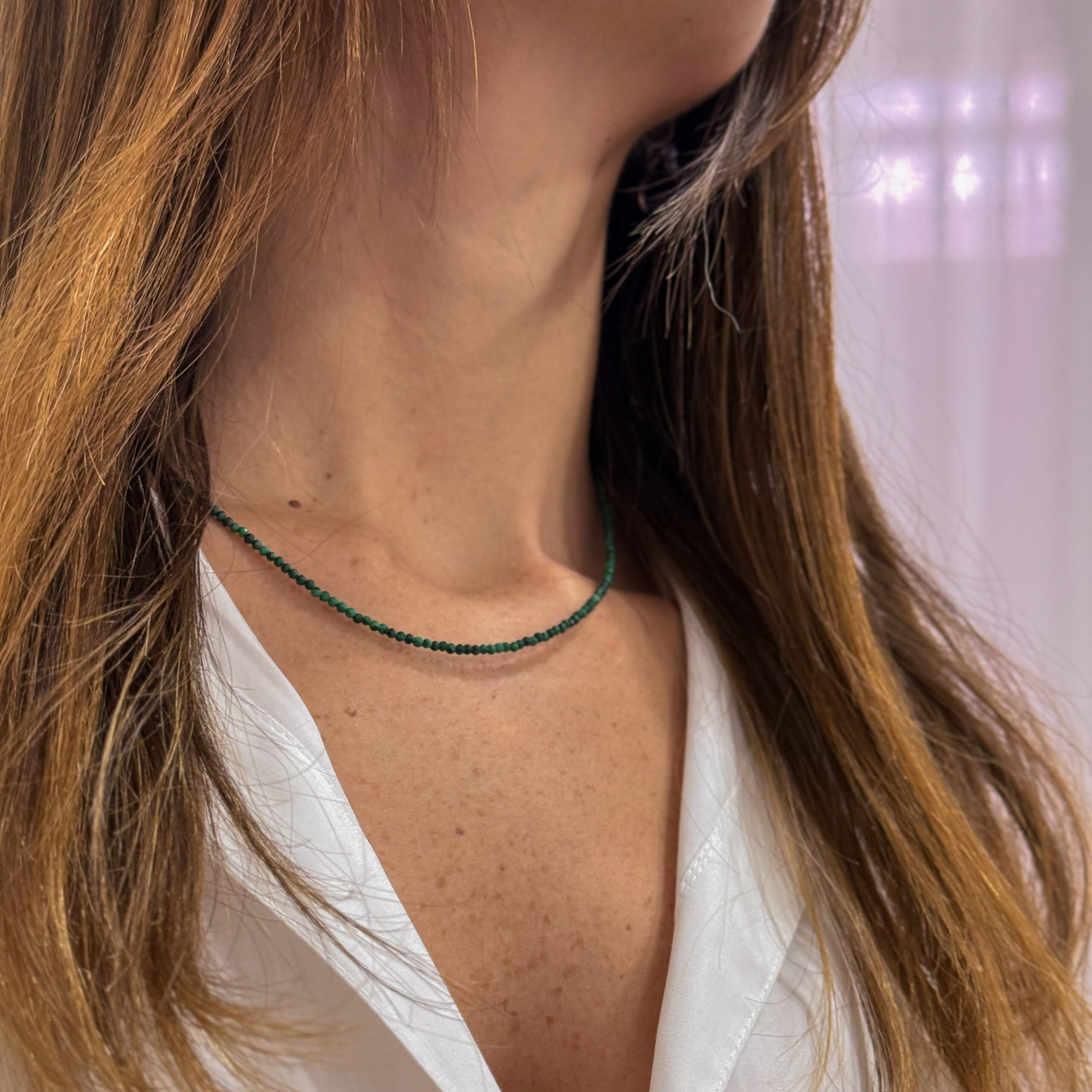 מחרוזת מלכיט עדינה מחרוזת מלכיט עדינה