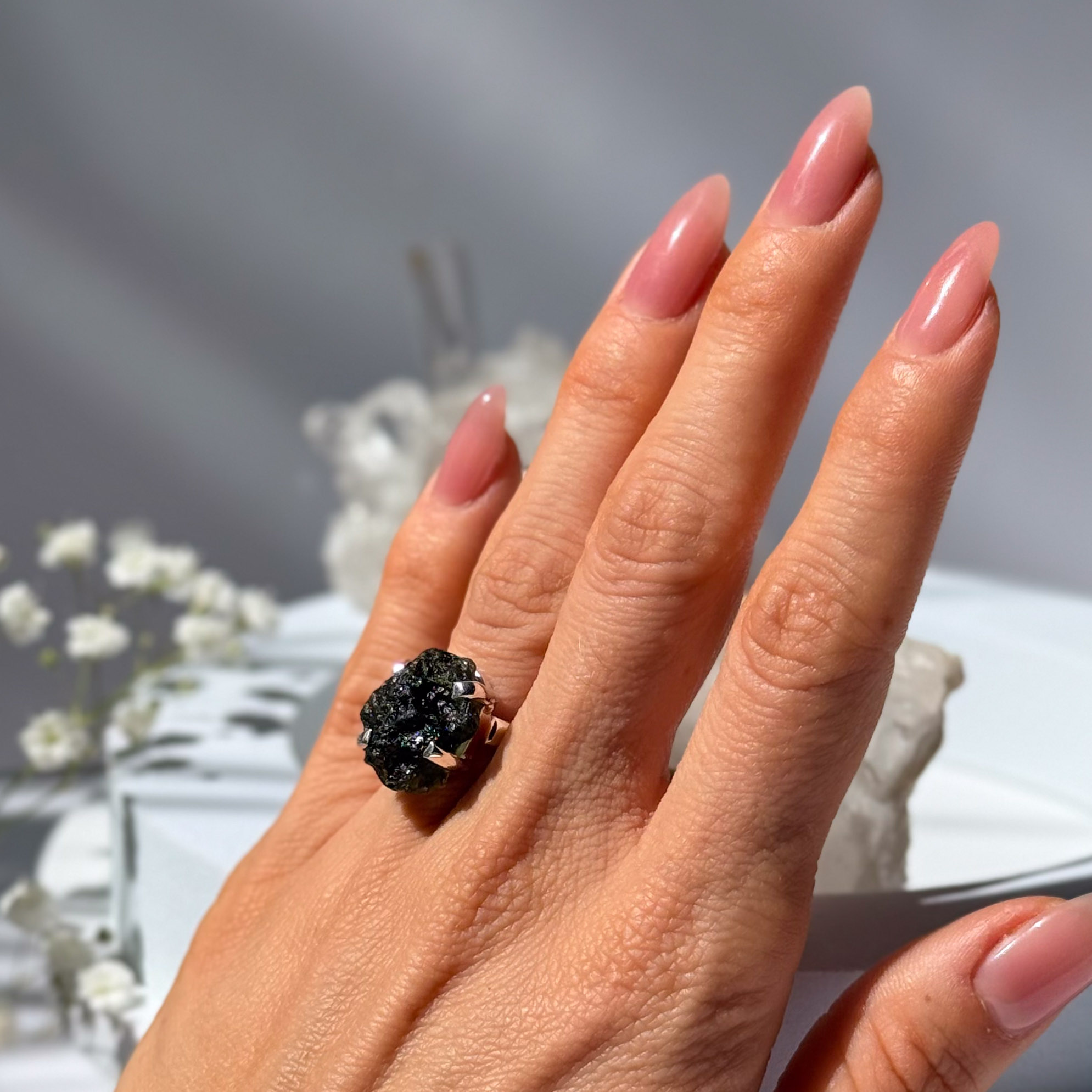 טבעת מולדובייט גולמי- Amelia