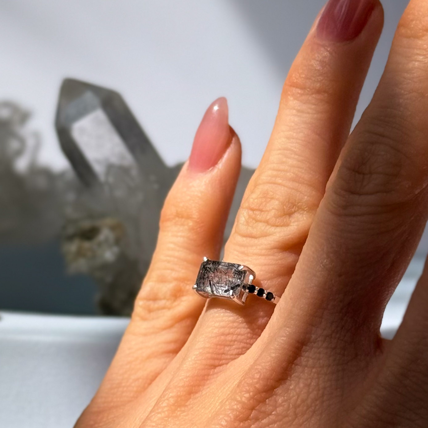טבעת טורמלין שחור בקוורץ- Grace