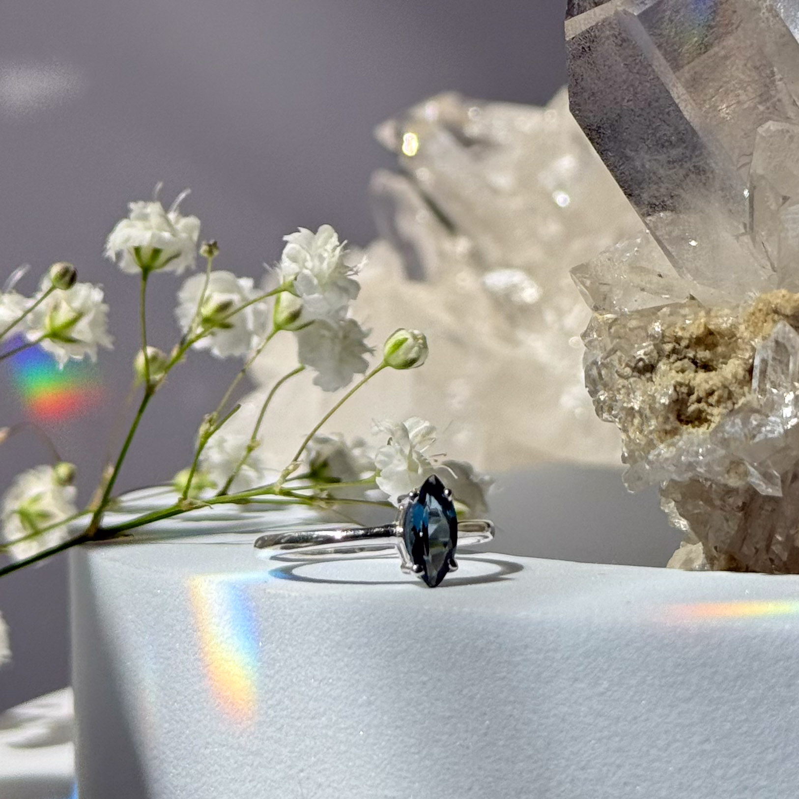 טבעת לונדון טופז- Elizabeth