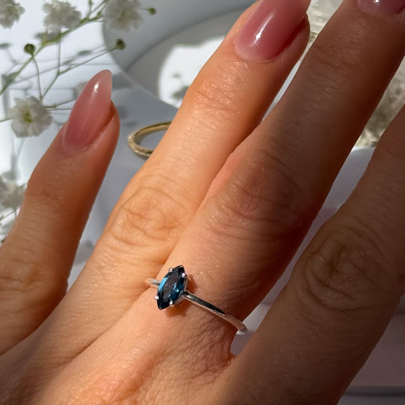 טבעת לונדון טופז- Elizabeth