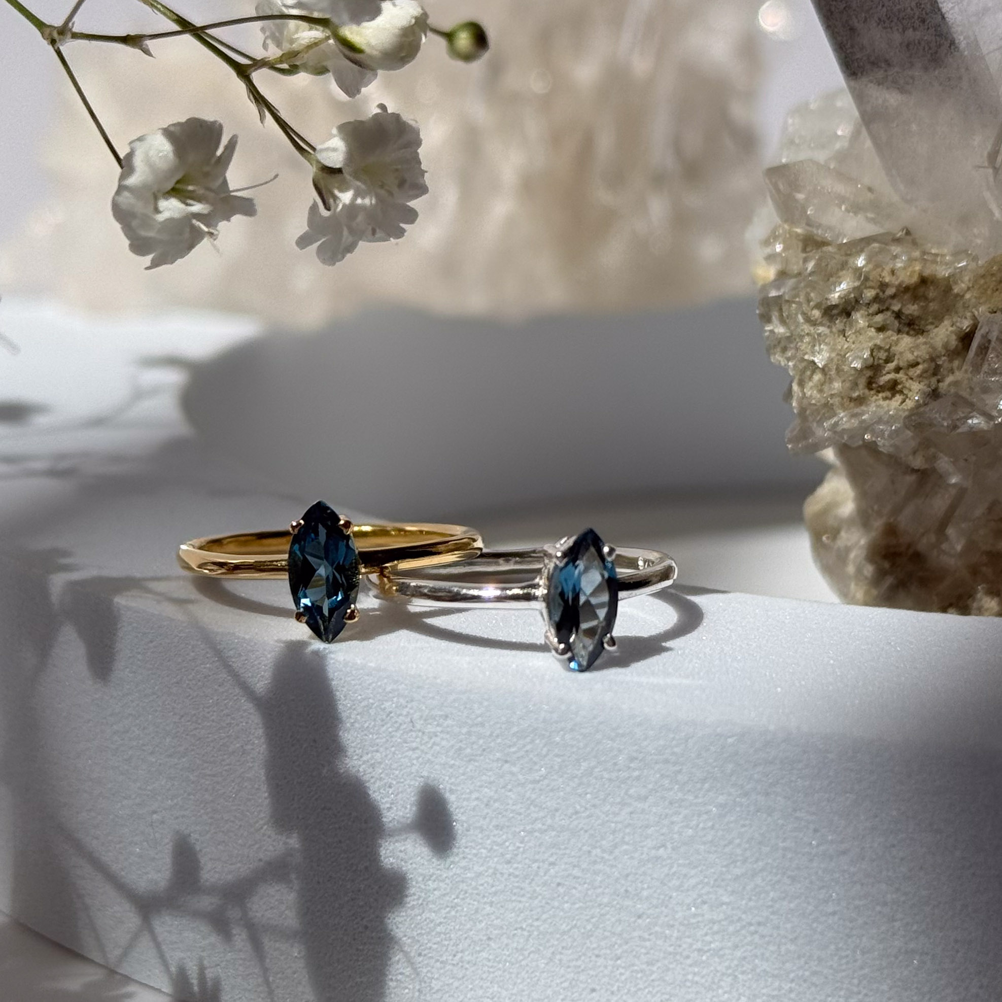 טבעת לונדון טופז- Elizabeth