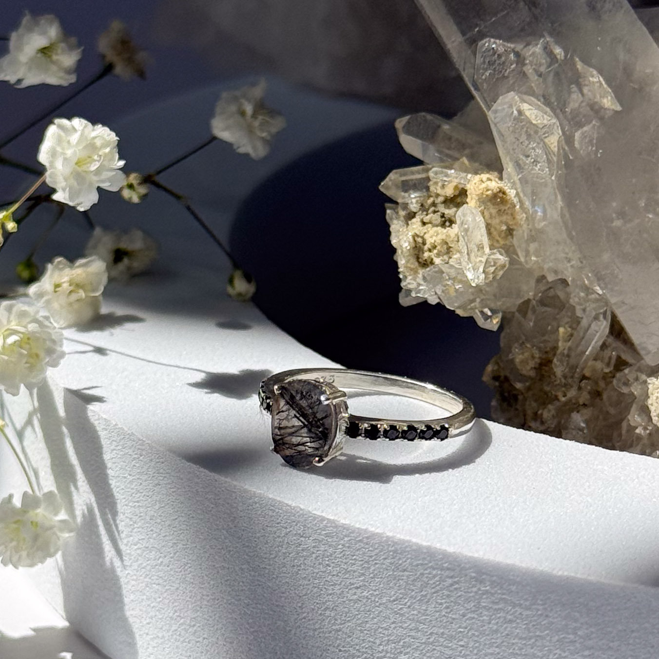 טבעת טורמלין שחור בקוורץ- Diana
