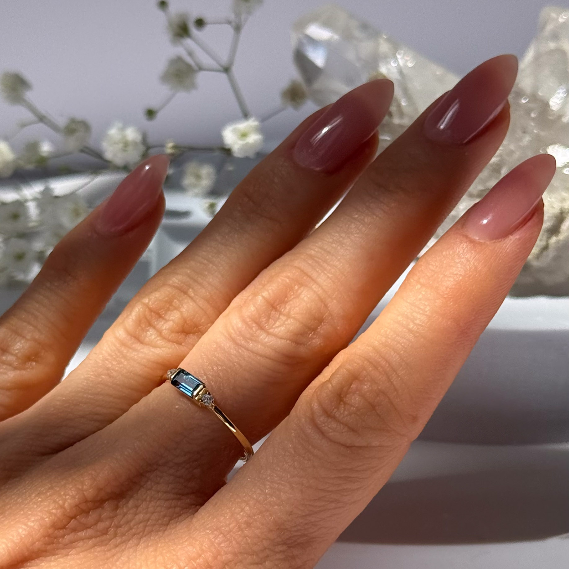 טבעת לונדון טופז- Victoria